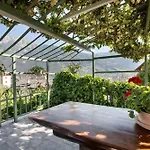 La Meison De La Louye