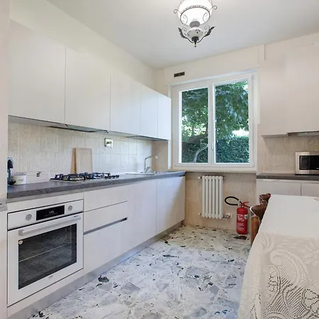 La Meison De La Louye